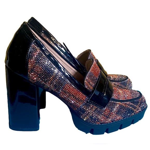 Betsey Johnson Shoes - Betsey Johnson Adelyn Plaid sparkly platform loafers size 9